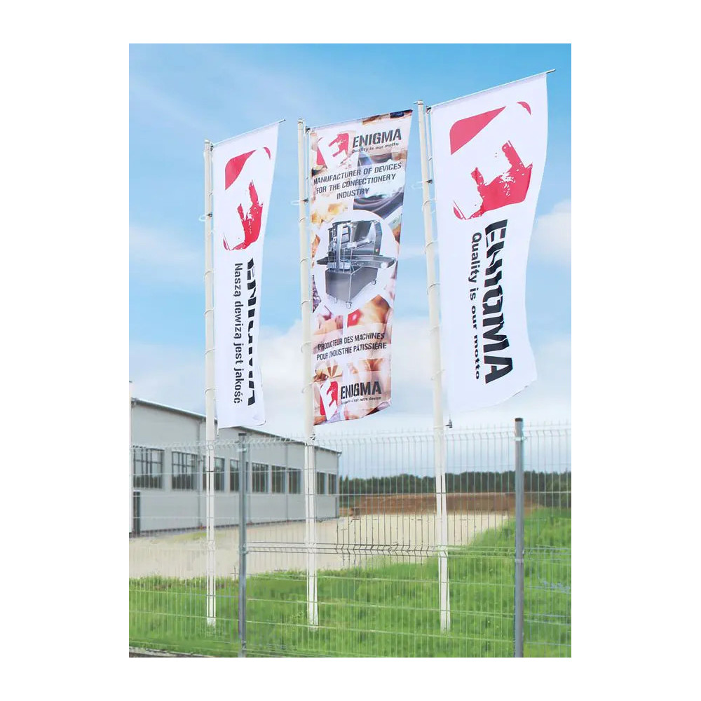 Flaga reklamowa z dowolną grafiką o wymiarach 150 x 400 cm  z tunelem na windtracker