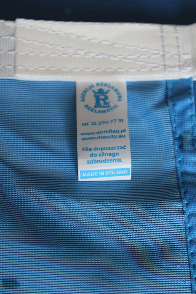 Flaga reklamowa o wymiarach 150 x 500 cm