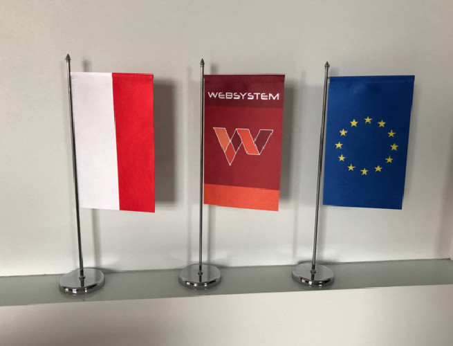 Stojaczek na biurko z ramieniem