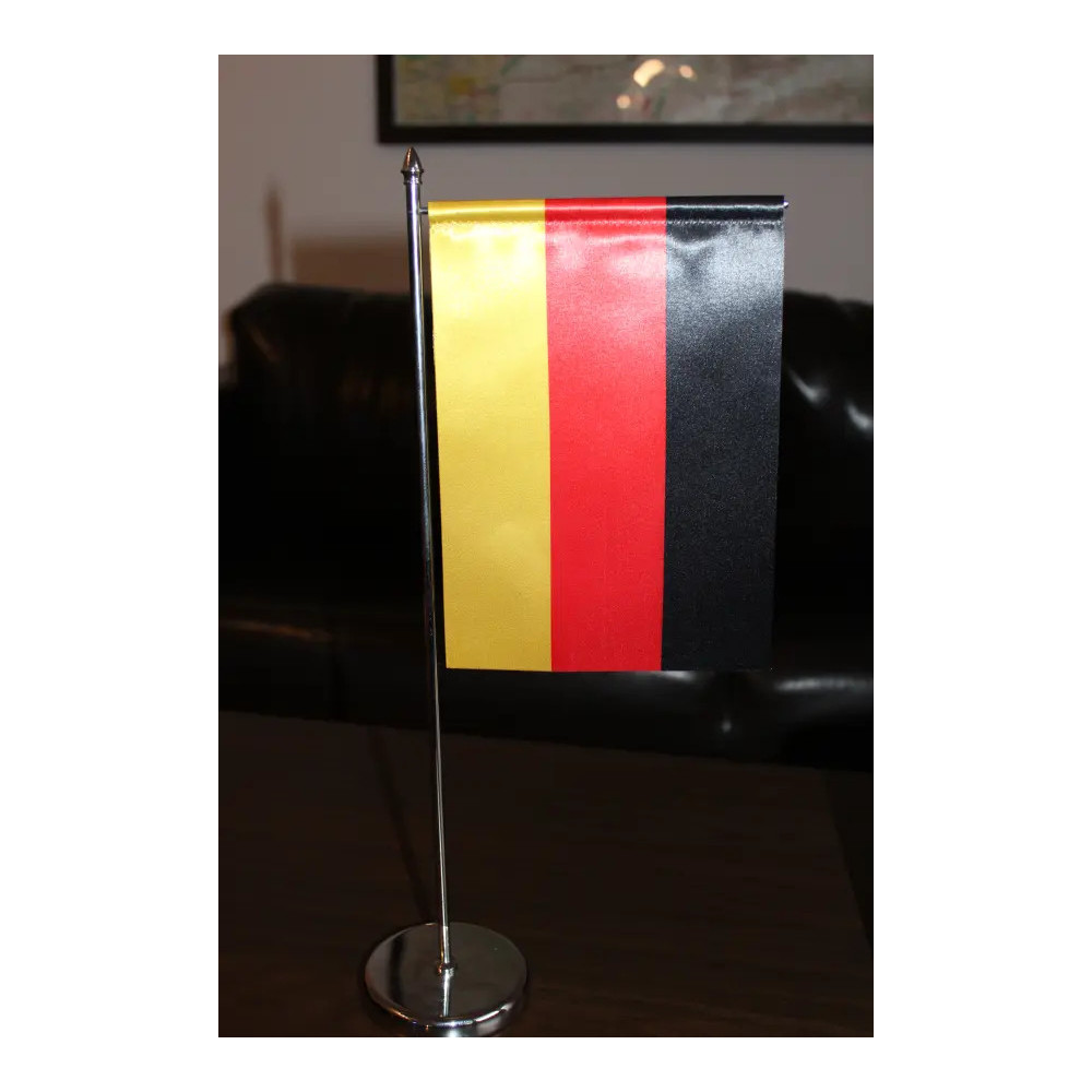 Stojaczek na biurko z ramieniem