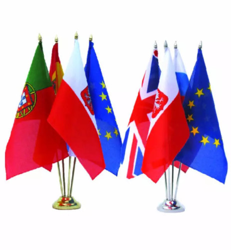 Stojaczek na proporczyk 3 – ramienny srebrny klasyczny