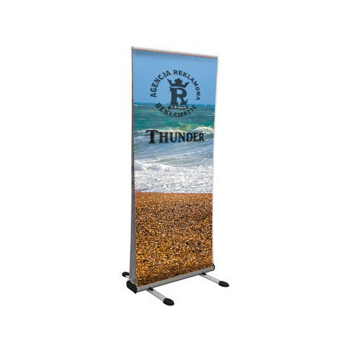 Rollup Thunder na zewnątrz