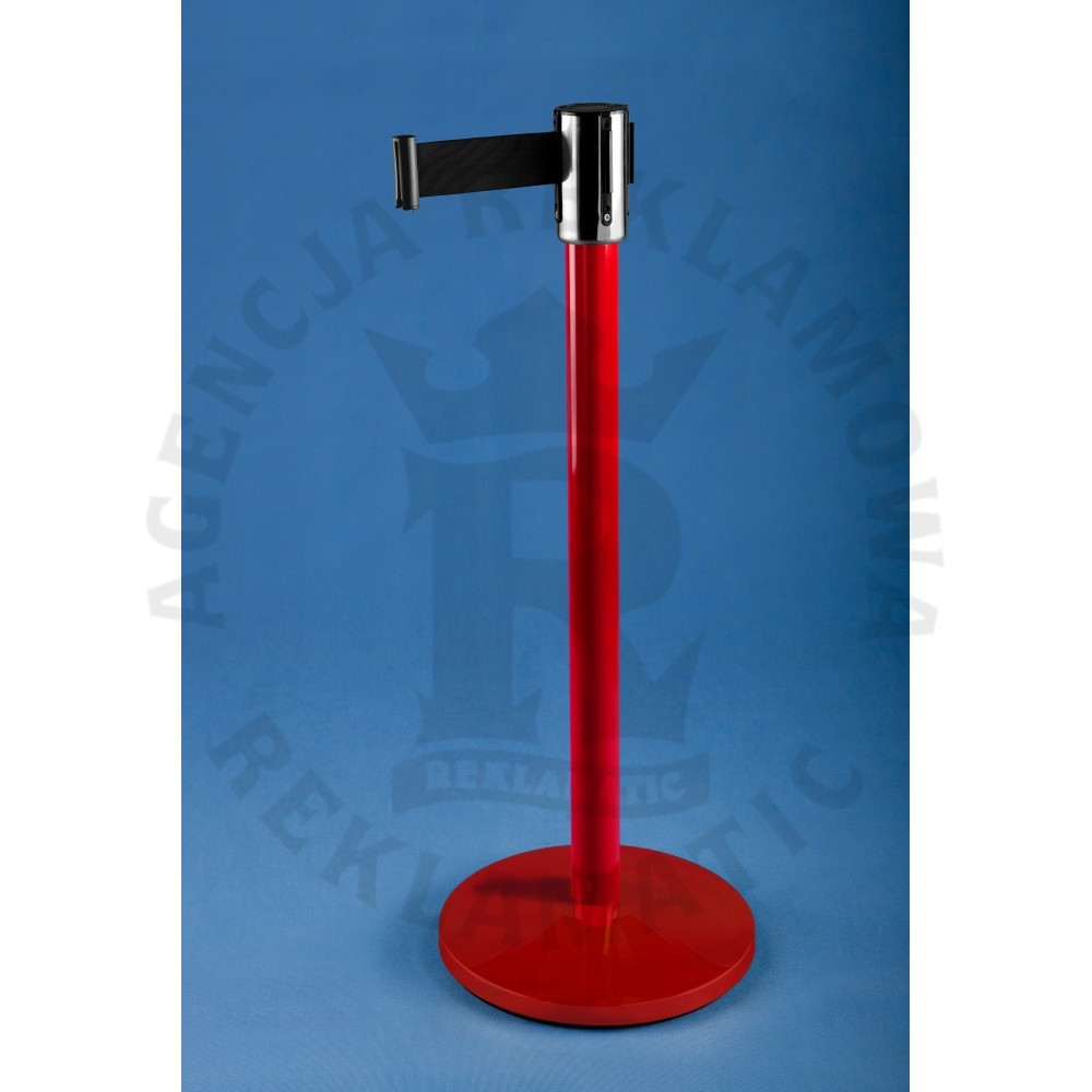 Czerwony Słupek odgradzający z taśmą czarną