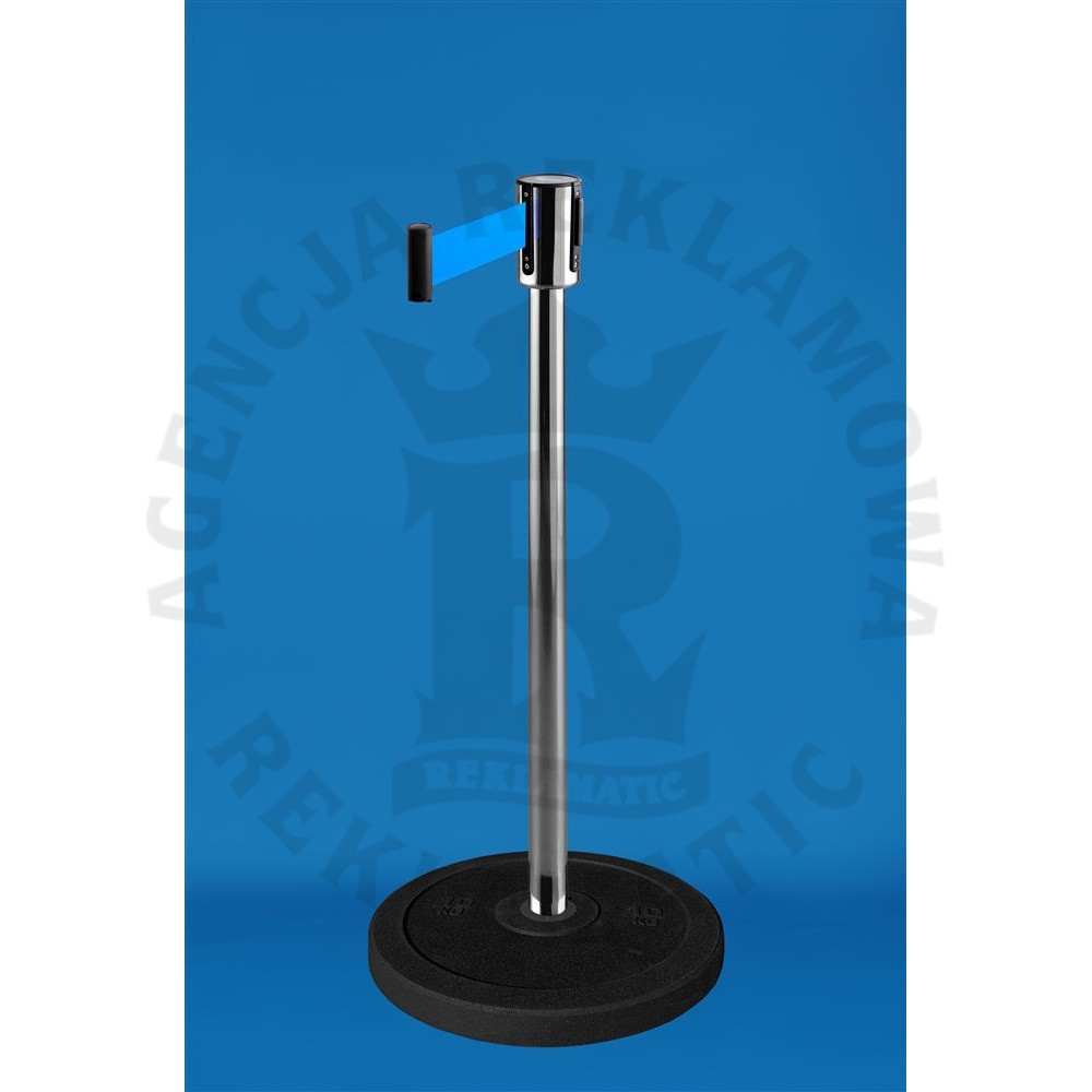 Słupek odgradzający srebrny z taśmą niebieską 3m 5m podstawa recykling