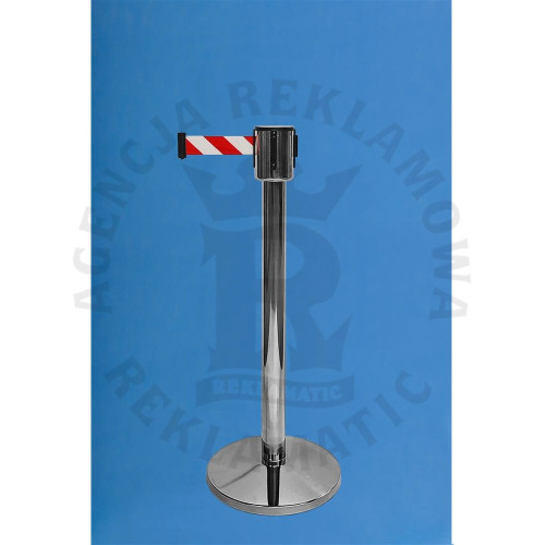 Słupek odgradzający z biało-czerwoną taśmą ostrzegawczą 9m