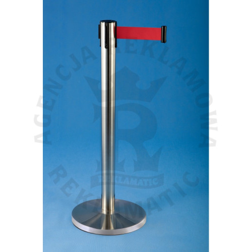 Słupek odgradzający z  czerwoną taśmą 2,7m ze stali nierdzewnej szczotkowanej