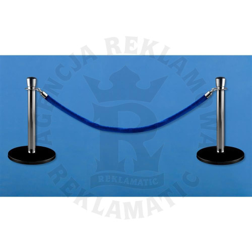 Niskie srebrne słupki odgradzające, powłoka proszkowa, niebieską  liną 1,5 m, komplet 2 słupków