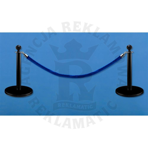 Niskie słupki odgradzające z aksamitnym niebieskim sznurem o długości 1,5 m, lakierowane proszkowo