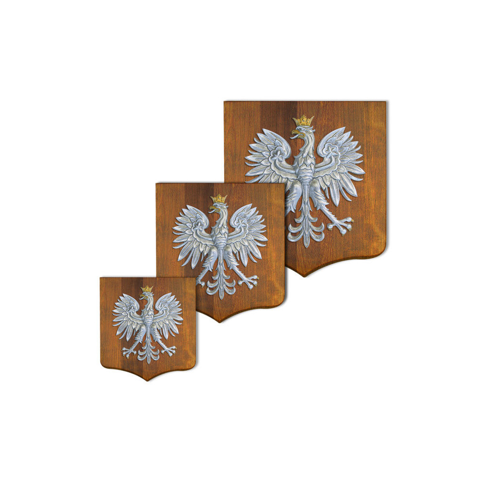 Godło srebrzone na drewnianym herbie