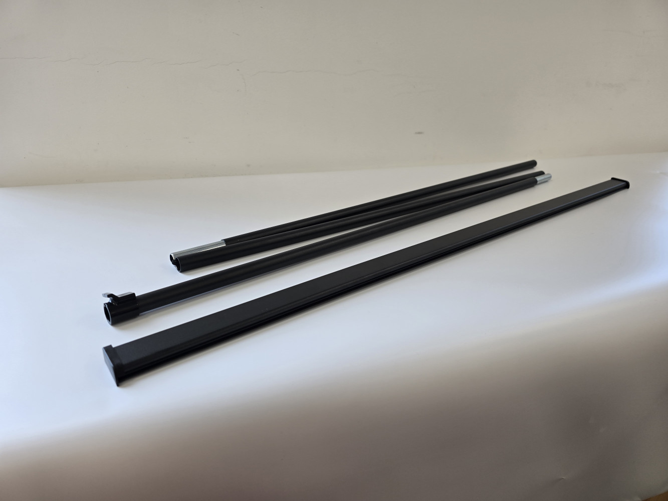 Czarna kaseta roll-upu 100 × 200 cm