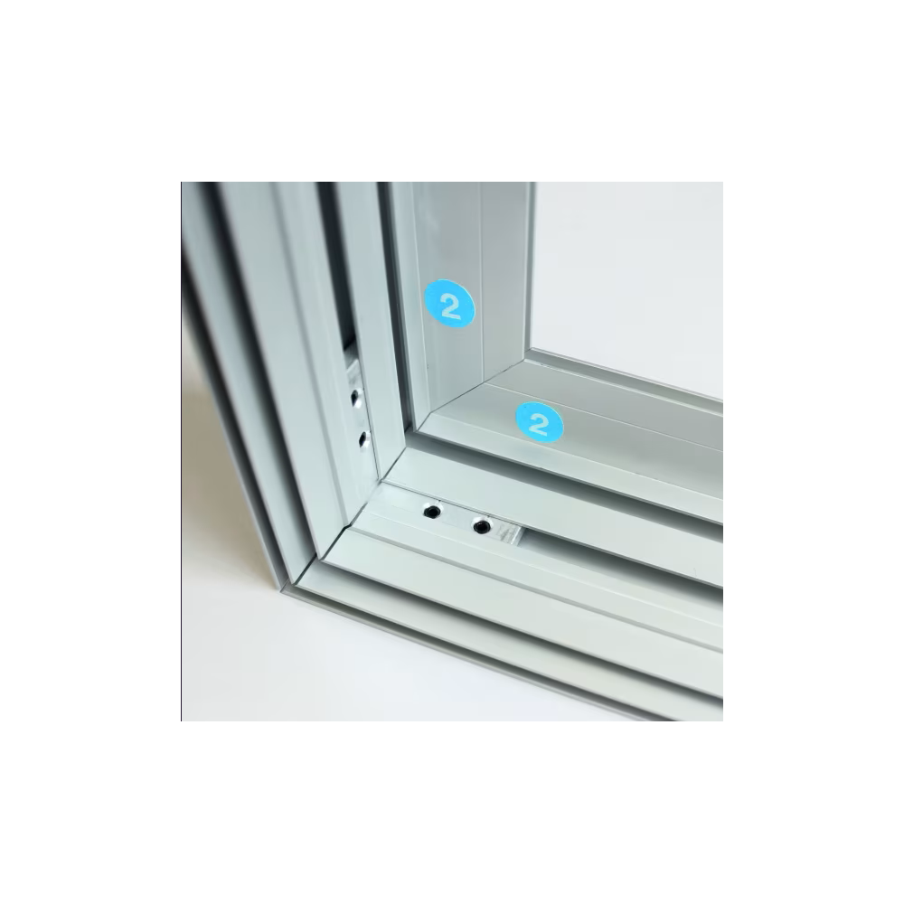 Kaseton ścienny Illuminova 75 mm – nowoczesna forma ekspozycji